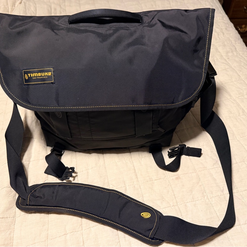 Timbuk2 Black Diaper Bag/ Messenger Bag